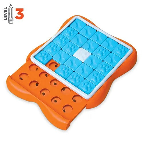 【Nina Ottosson】ニーナ・オットソン チャレンジスライダー［dad-way（ダッドウェイ）］犬用 おもちゃ 知育トイ おやつ