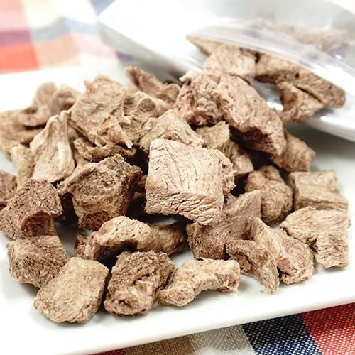 【ホワイトフォックス】国産牛肉のフリーズドライ＜愛犬・愛猫用＞［white fox］おやつ トッピング 低脂肪 必須アミノ酸 ミネラル